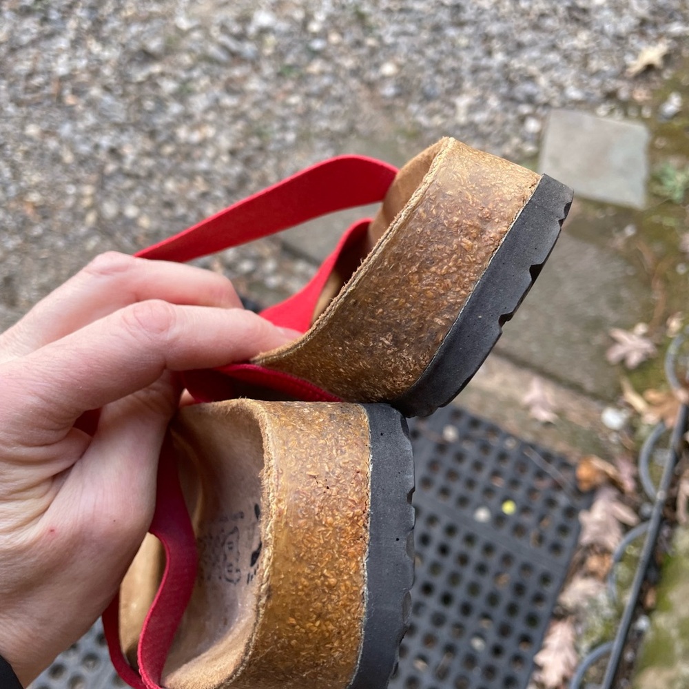 Birkenstock Birki’s Red Elastic Strap Sandals Size 5-5.5 (36) Euro - Picture 7 of 9